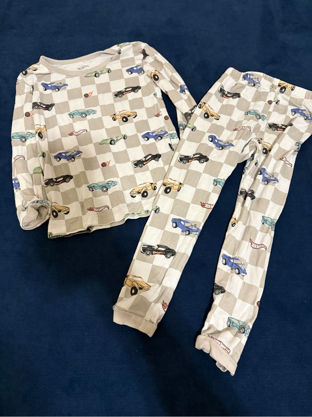 Kyte BABY Cream Check Pajama Set with Blue, Green & Yellow Cars